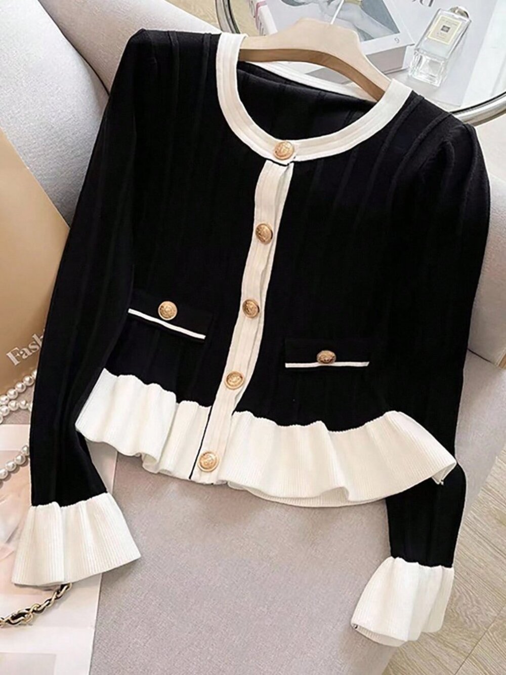 Black And White Casual Women's Ruffled Hem Long Sleeve Cardigan